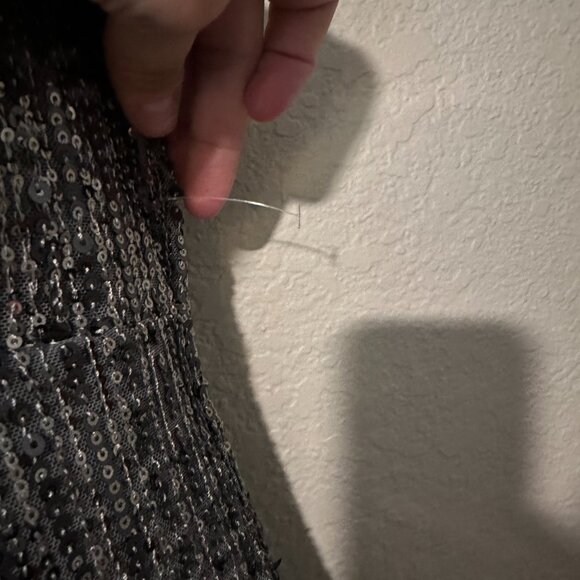 Urban Social Size Medium Grey Sequined Minidress with Adjustable Straps New - Picture 4 of 6